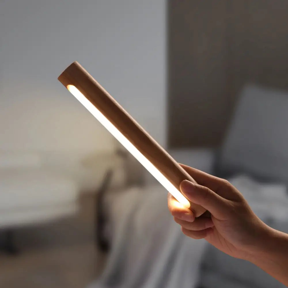 Minimalist Wooden Desk Lamp - Kilimanjaro fine craft -  