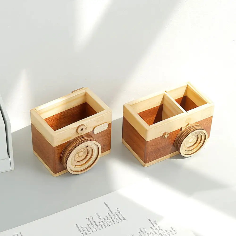 Pen Holder in the shape of Wooden Camera - Kilimanjaro fine craft -  